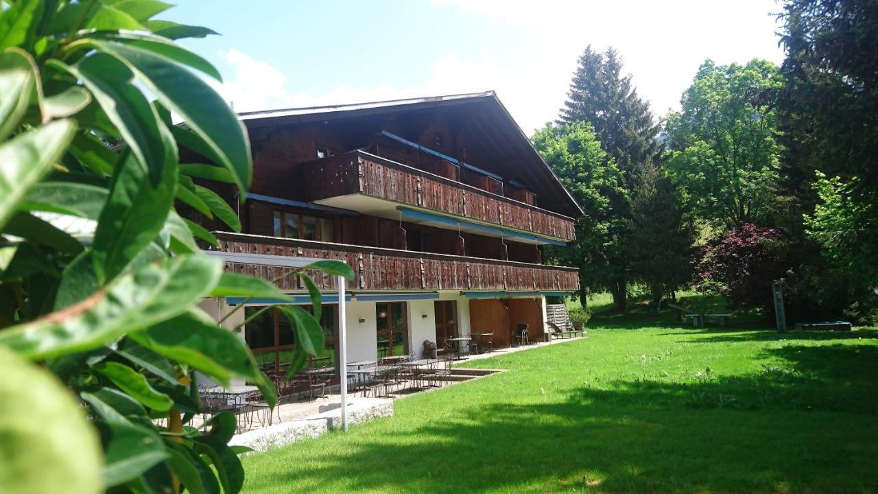 Hotel Alpine Lodge Gstaad Luaran gambar